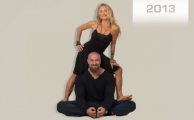 Благотворительный календарь «Йога с любовью 2013»